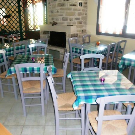 Hotel Neos Matala エクステリア 写真