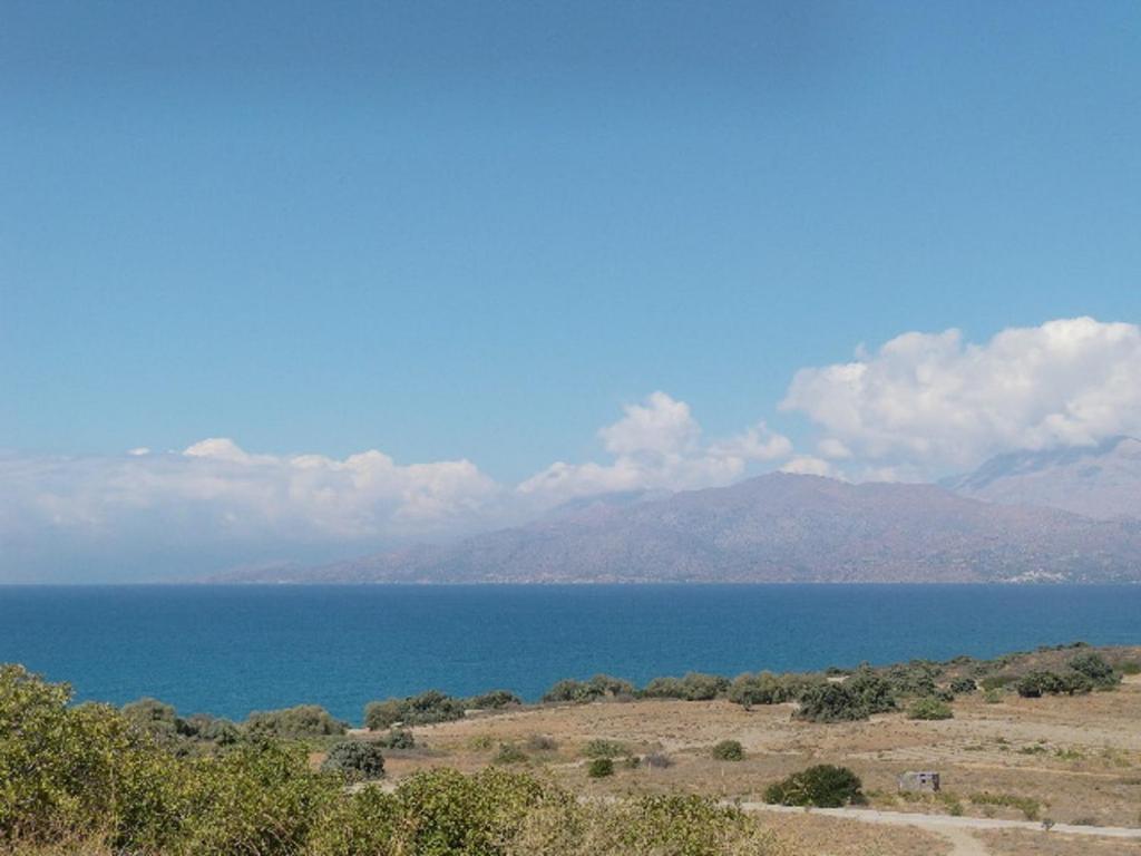 Hotel Neos Matala エクステリア 写真