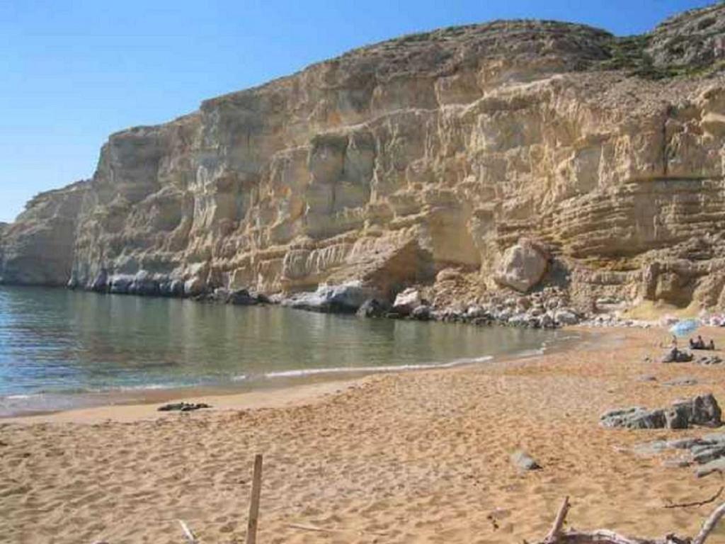 Hotel Neos Matala エクステリア 写真